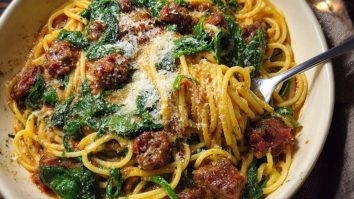 Cheesy Garlic Butter Spaghetti with Italian Sausage & Spinach
