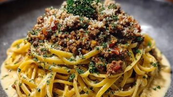 Creamy Parmesan Beef Linguine with Garlic Butter Sauce