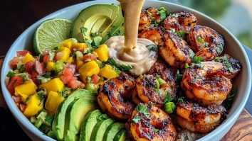 Shrimp and Avocado Bowls with Mango Salsa & Lime-Chili Sauce