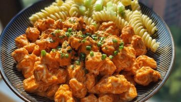 Buffalo Garlic Chicken Bites & Ranch Cajun Alfredo Twisted Pasta
