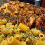 Cheesy Rigatoni with Garlic Parmesan Chicken
