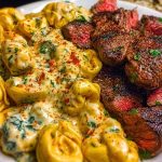 Garlic-Steak-Cheese-Filled-Tortellini-Skillet.