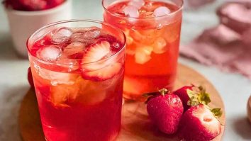 Strawberry Sweet Tea
