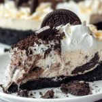 Easy No-Bake Oreo Pie Everyone Will Love