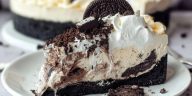 Easy No-Bake Oreo Pie Everyone Will Love