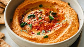 Roasted Red Pepper Hummus