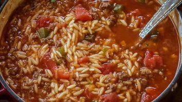 Stuffed Pepper Orzo Soup