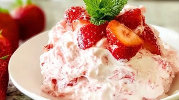 Strawberry Cheesecake Fluff